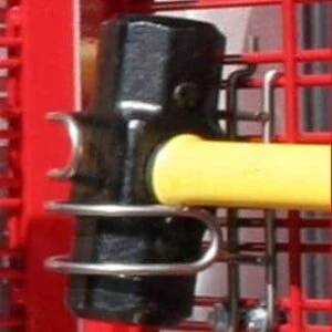 tool mounts for fire apparatus